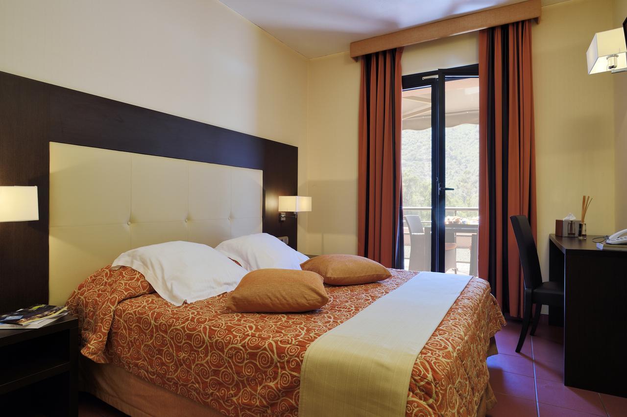 Hotel & Restaurant Le Belvedere Porto  Eksteriør billede